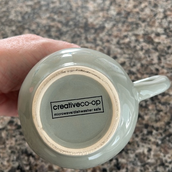 Gray Creamer 🌺 - Picture 3 of 3